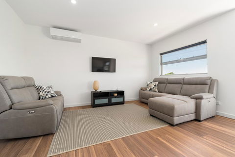 Rosewater Townhouses Dromana - Broome Tourism 25