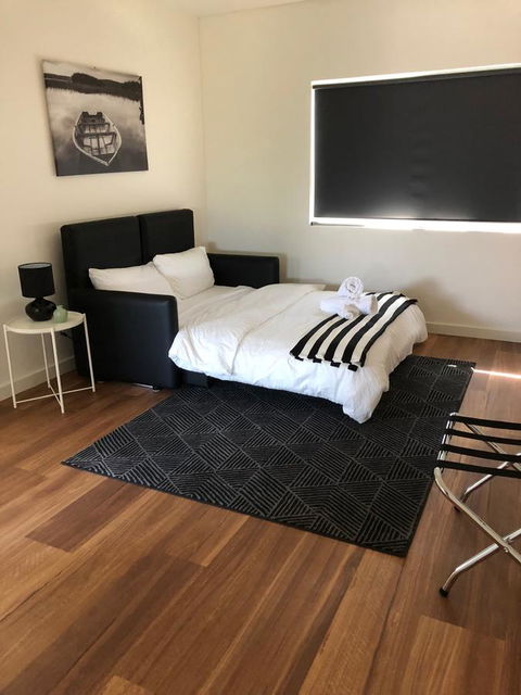 Rosewater Townhouses Dromana - Broome Tourism 2