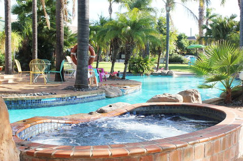 Swan Hill Resort - Broome Tourism 14