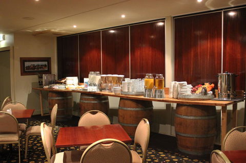 Swan Hill Resort - Broome Tourism 6