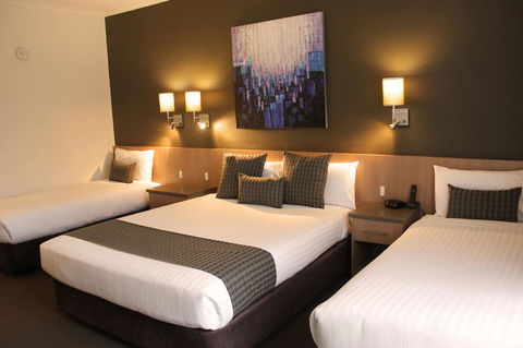 Swan Hill Resort - Broome Tourism 19