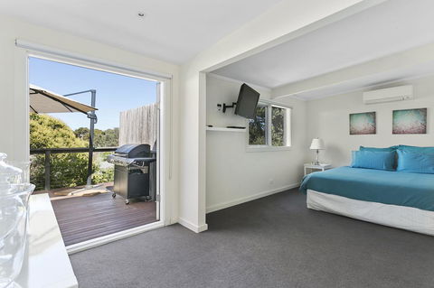 Front Beach House - Broome Tourism 17