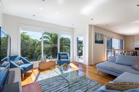 Front Beach House - Broome Tourism 1