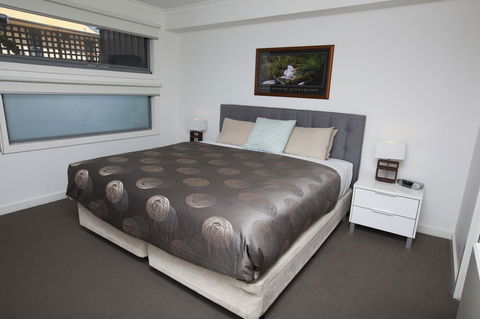 7 Falls Apartments - Broome Tourism 24