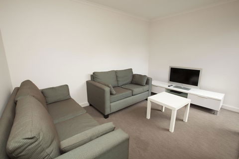 7 Falls Apartments - Broome Tourism 21