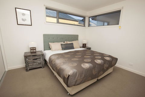 7 Falls Apartments - Broome Tourism 29