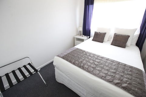 Mornington Motel - Broome Tourism 27