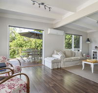 Blairgowrie Bella - light filled home with great deck - Broome Tourism