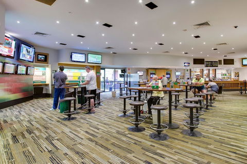 Nightcap At Seaford Hotel - Broome Tourism 40