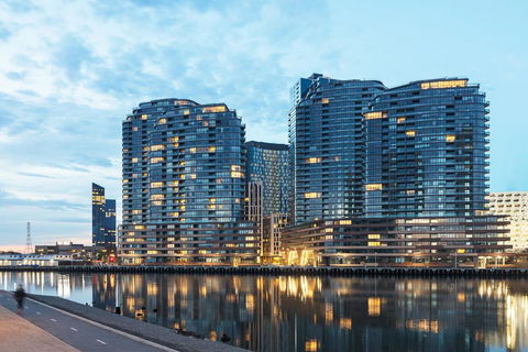 Winston Apartments Docklands - Broome Tourism 0