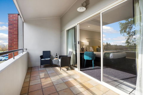 All Seasons Resort Hotel Bendigo - Broome Tourism 3