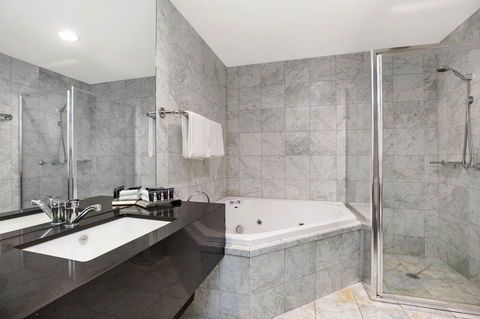 All Seasons Resort Hotel Bendigo - Broome Tourism 10