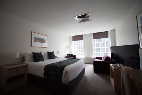 CitiClub Hotel Melbourne - Broome Tourism 1