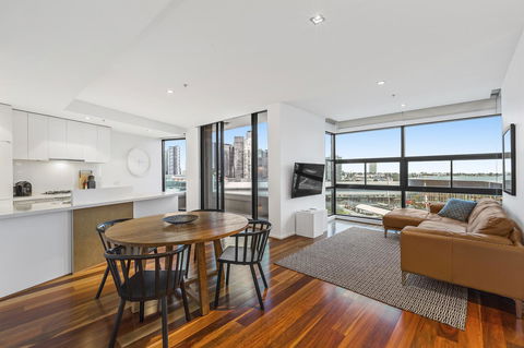 Melbourne Holiday Apartments Flinders Wharf - Broome Tourism 9