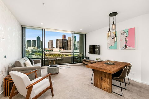 Melbourne Holiday Apartments Flinders Wharf - Broome Tourism 1
