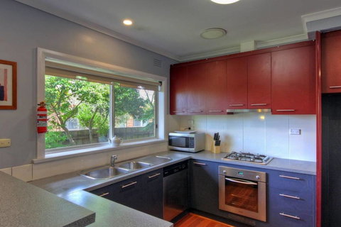 Jacaranda House - Broome Tourism 4