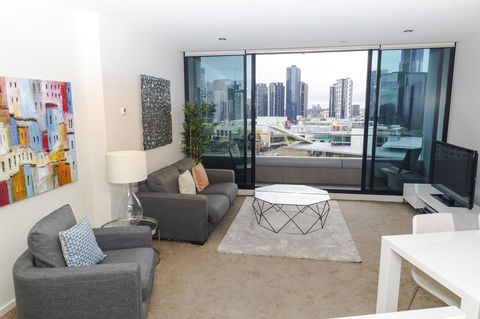 Waterfront Melbourne Apartments - Broome Tourism 44