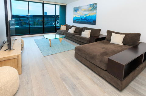 Waterfront Melbourne Apartments - Broome Tourism 13