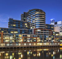 Waterfront Melbourne Apartments - Broome Tourism