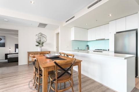 Waterfront Melbourne Apartments - Broome Tourism 17