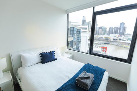 Waterfront Melbourne Apartments - Broome Tourism 28