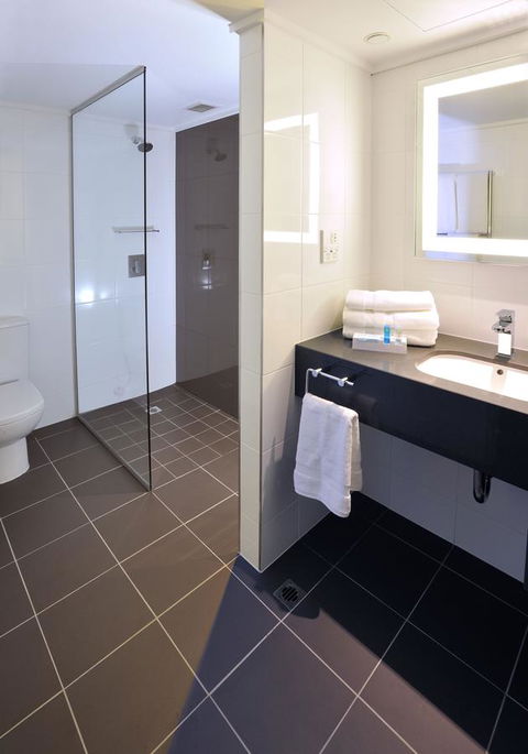 Novotel Melbourne On Collins - Broome Tourism 8