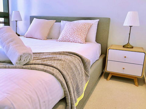 Pride Docklands Waterfront Apartment City View - Broome Tourism 25
