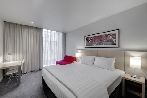 Travelodge Hotel Melbourne Docklands - Broome Tourism 0