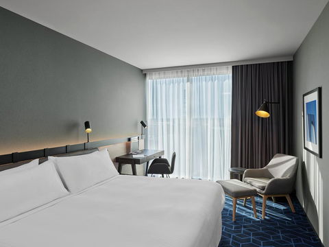 Vibe Hotel Melbourne Docklands - Broome Tourism 14