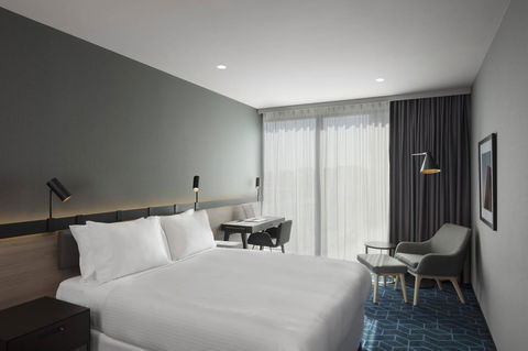 Vibe Hotel Melbourne Docklands - Broome Tourism 44