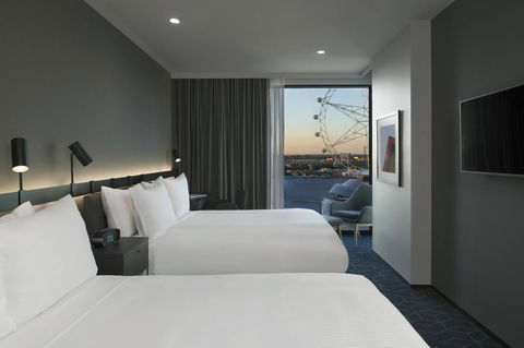 Vibe Hotel Melbourne Docklands - Broome Tourism 43