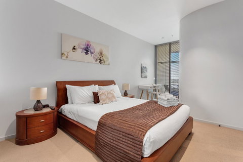Docklands Private Collection - NEWQUAY - Broome Tourism 3