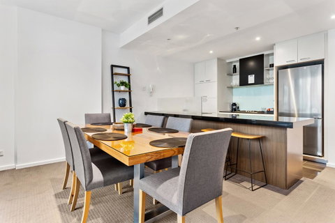 Docklands Private Collection - NEWQUAY - Broome Tourism 10