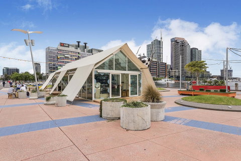 Docklands Private Collection - NEWQUAY - Broome Tourism 22