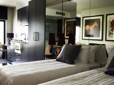 The Cullen Melbourne - Art Series - Broome Tourism 18