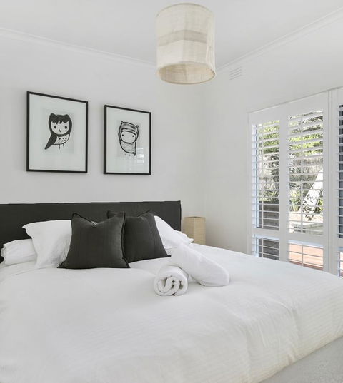 Capella Villa No. 4 - Stunning Luxury Decor Inside And Out - Broome Tourism 9