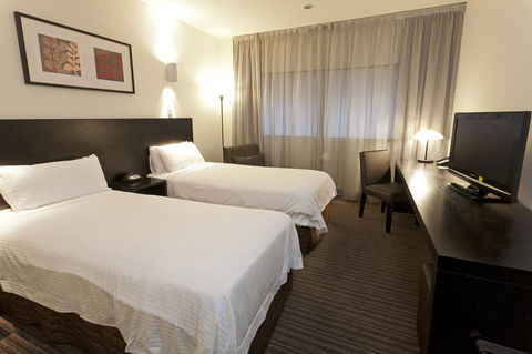 Causeway 353 Hotel - Broome Tourism 6
