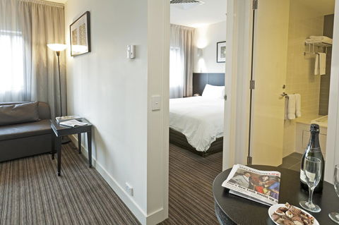 Causeway 353 Hotel - Broome Tourism 33