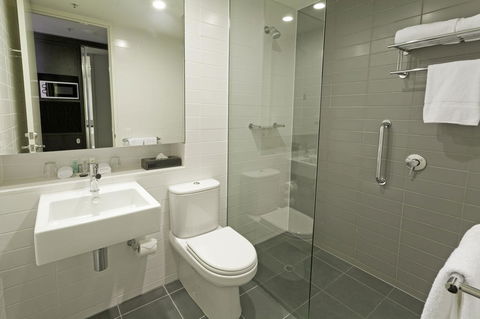 Causeway 353 Hotel - Broome Tourism 2