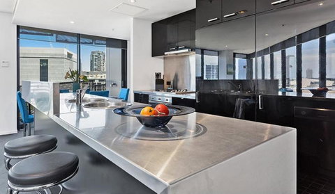 Docklands Executive Apartments - Melbourne - Broome Tourism 2