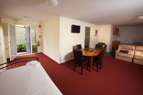 Sanctuary House Resort Motel - Broome Tourism 20