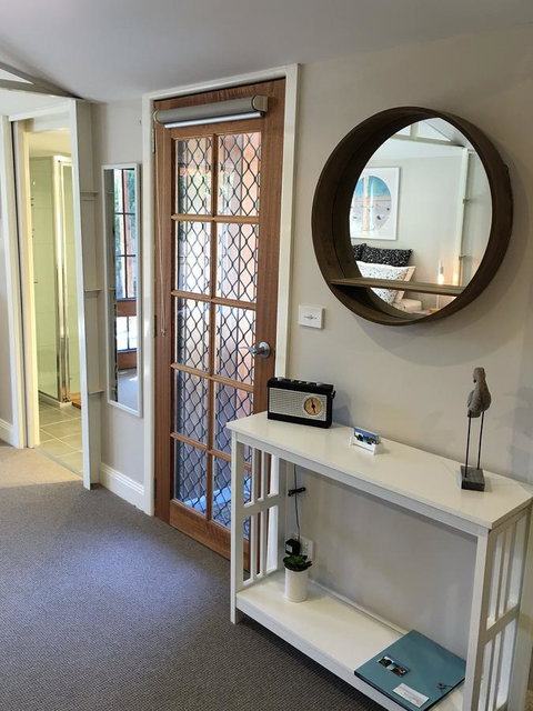 The Cosy Bungalow - Broome Tourism 1