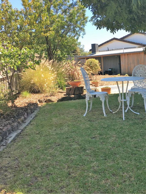 The Cosy Bungalow - Broome Tourism 15
