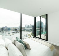 Melbourne Private Apartments - Collins Wharf Waterfront Docklands - Broome Tourism