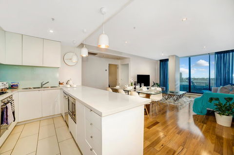 Signature Waterfront Apartments - Broome Tourism 11