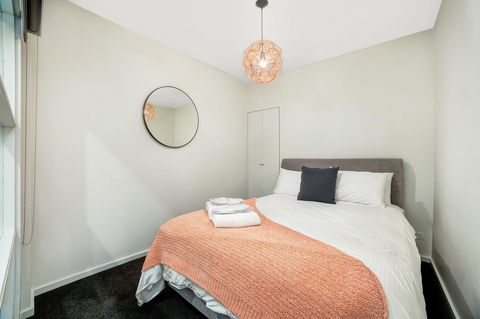 Signature Waterfront Apartments - Broome Tourism 19