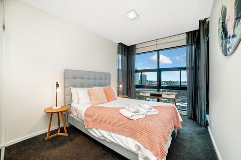 Signature Waterfront Apartments - Broome Tourism 17