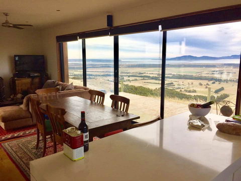 One Tree Hill Wilson Prom And Ocean Views - Broome Tourism 3