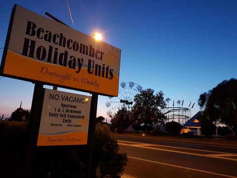 Beachcomber Holiday Units - Broome Tourism 7
