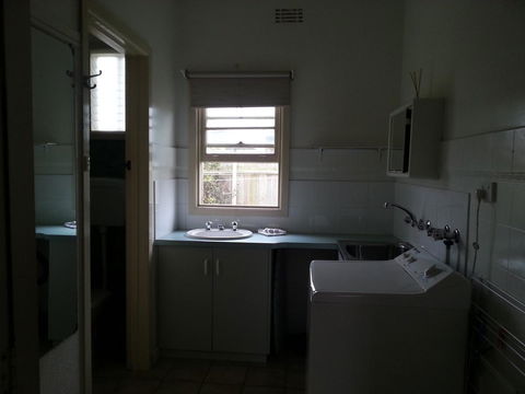 Beachcomber Holiday Units - Broome Tourism 27